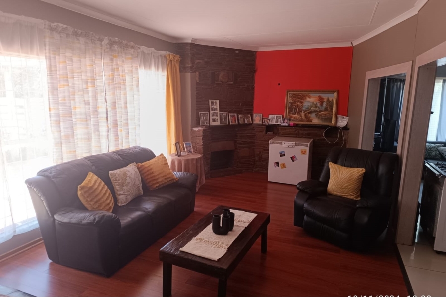 3 Bedroom Property for Sale in Flamwood North West